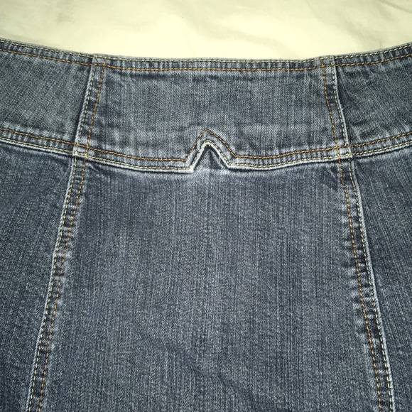 GAP DENIM MINI SKIRT with SNAPS - Picture 5 of 5